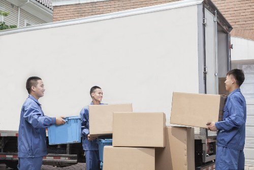 Unpacking services by Finchley house removal experts