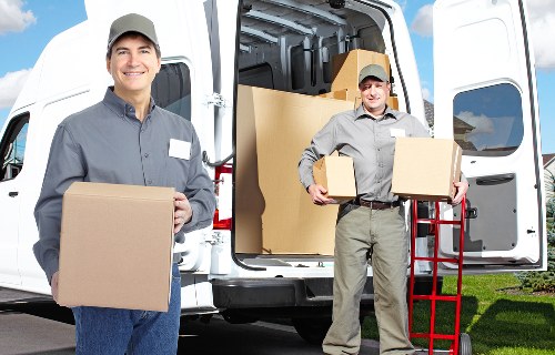 Efficient packing services by Cranford removal team